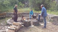 Die Vorbereitungen zum Grillen wurden gut überwacht