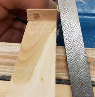 Eine meiner Lieblingsraspeln, für feine Nacharbeiten an kleinen Sägeflächen super geeignet