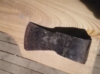 IMG_20200716_180037_1.jpg (100.97 KiB) 5272 mal betrachtet So in etwa sah das Beil vorher aus, ich habe das hier zum Vergleich genommen, da ich leider vergessen habe ein Bild zu machen, bevor ich angefangen habe...