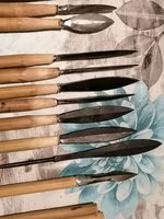 Die langen Spitzen habe ich etwas eingekürtzt(siehe Bild)