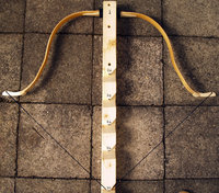 P1012949_FC.jpg (1.18 MiB) 2421 mal betrachtet Auszug bei 71cm (28"), nicht ganz richtig in den Tillerstock eingelegt und ev. noch Korrekturen am Bogen notwendig.