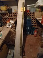 Gewogen, festgespannt und die tage kommt die Rinde immer wieder bissle was weg