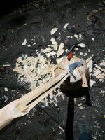 20220104_174542.jpg (237.5 KiB) 8284 mal betrachtet Die schwarze Seele enthüllt. Einweihung meines kleinen schwedischen Beils. Liebe auf den ersten Hack!!! Und ein Küchenmesser zum Schälen.