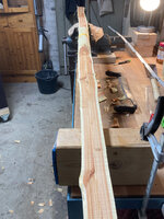 Mit der Bandsäge halbiert, die beiden Abschnitte nehme ich für Belastungsproben