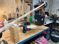 Heisse_Hasel.jpg (1.04 MiB) 4444 mal betrachtet Eingespannt, etwas Gewicht dran und dann die HLP