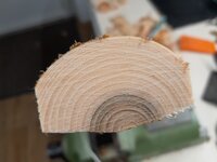 Die obersten dünnen Ringe kommen runter