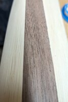 PXL_20240124_104125583~3.jpg (1.18 MiB) 6120 mal betrachtet Die meisten Fugen sind eigentlich ganz gut geworden. Es gibt aber leider auch ein paar Stellen, wie hier Links, die nicht so toll Aussehen. Beim nächsten mal würde ich keinen Leim mehr nehmen sondern Epoxidharz.