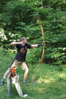 12.JPG (1.54 MiB) 3117 mal betrachtet Tom Tom bei testen einer Eiben-Schönheit