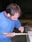 Lothar mit seiner Engelsgeduld beim Feintuning
