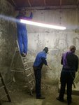 Werkstattumbau1.jpg (128.34 KiB) 2386 mal betrachtet Finstre Gesellen beim Putz abschlagen zu nachtschlafender Zeit...
