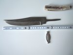 Bowie zerlegt.JPG (132.48 KiB) 5152 mal betrachtet Messer zerlegt