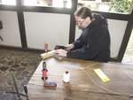 Sate macht irgendwas mysteriöses mit Sehnengarn und ner Säge