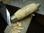 Griff grob mit Messer....