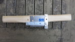 selbstgebautes Schabegerät aus einem Sägeblatt, Eschenholz, Lochplatten und Schrauben