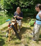 "Wieso klebt da jeweils ein ganzer Vogel an den Pfeilen?"<br />"Weil der Empfänger sich jeweils einen ganzen Vogel an den Pfeilen gewünscht hat."